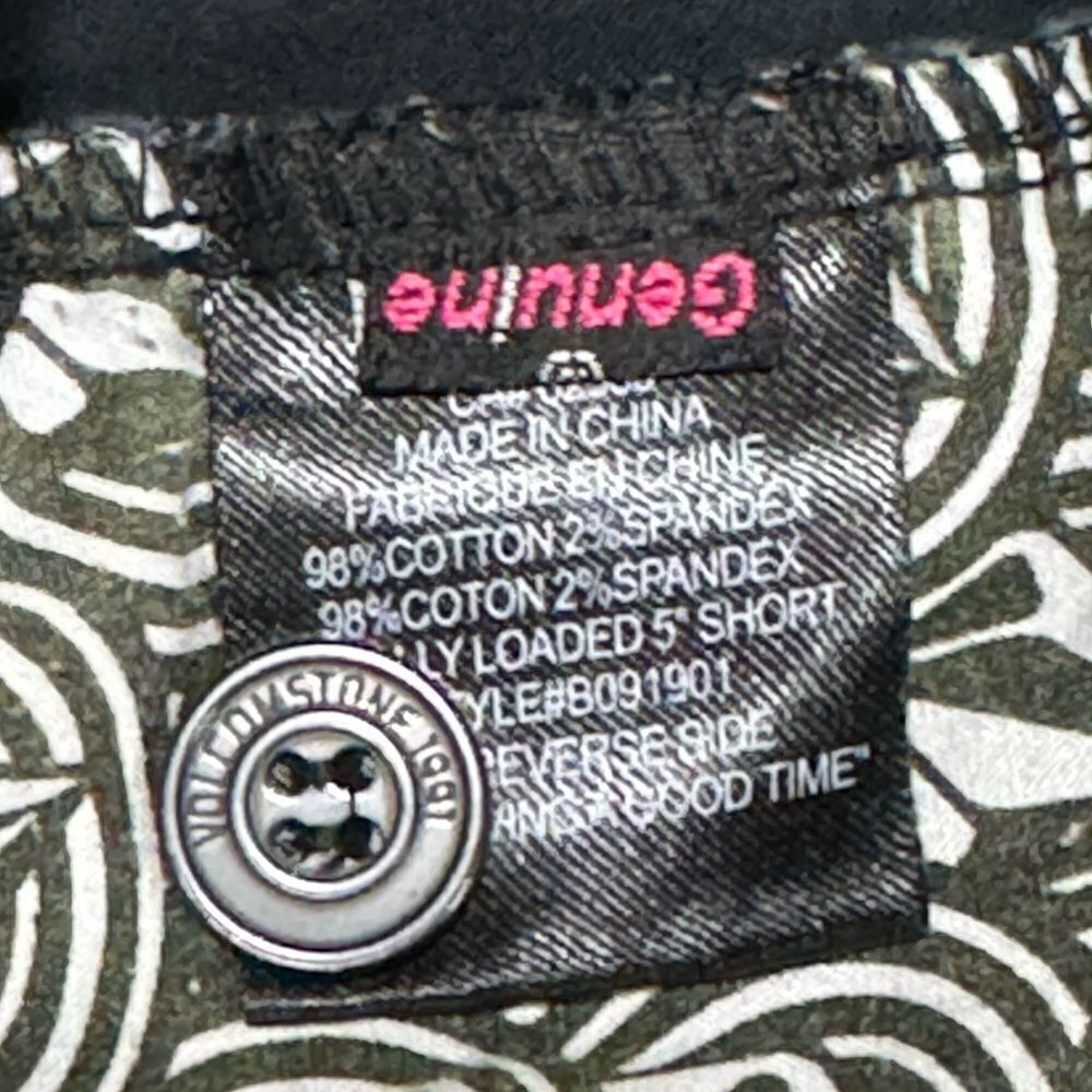 Volcom Women Junior Size 3 Black Stretch Cotton Blend Chino Shorts - Picture 5 of 15